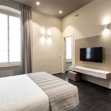 פארמה Salina Luxury Suites מראה חיצוני תמונה