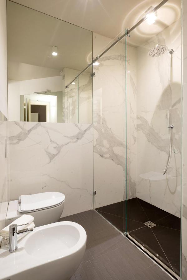 פארמה Salina Luxury Suites מראה חיצוני תמונה